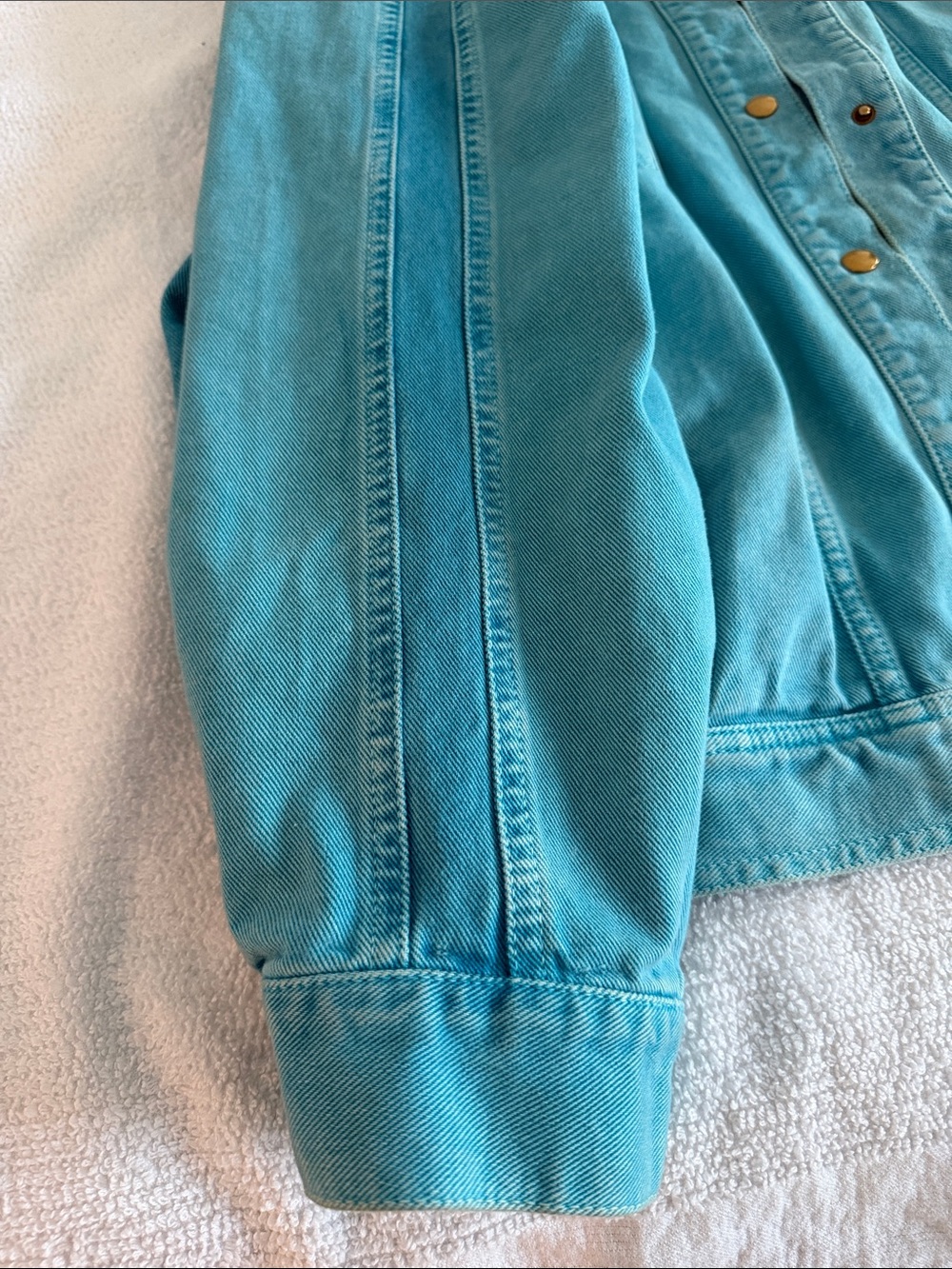 Gucci Turquoise Denim Jacket with Cherry Patch - Picture 13 of 16